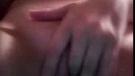 Nói nhiều, Anh yêu với vú phim sét người lớn