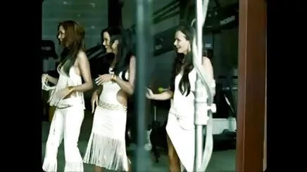 vợ phim sét ngực to và Kiêm