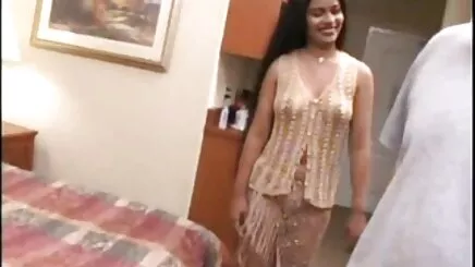 Angelina Castro nhận được trị liệu tình dục coi phim sét từ máy bay Phản lực thiết Lập Jasmine!