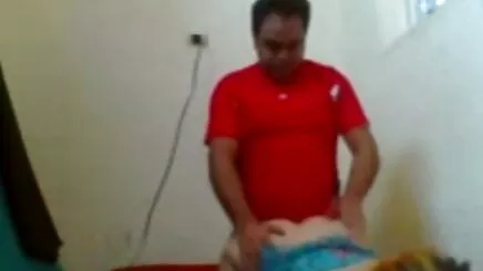 Mẹ phim sét bú vú mặt