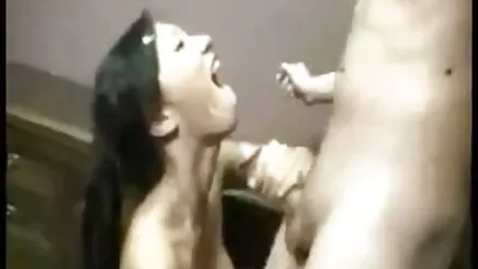 Háo phim sét tây hức người đàn ông trẻ, sử dụng một người da đen